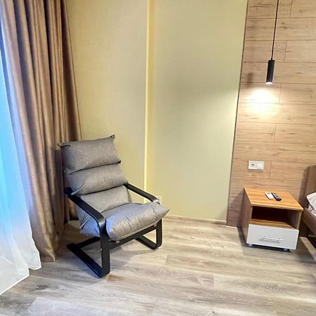 أوديسا Pierre Apartments المظهر الخارجي الصورة