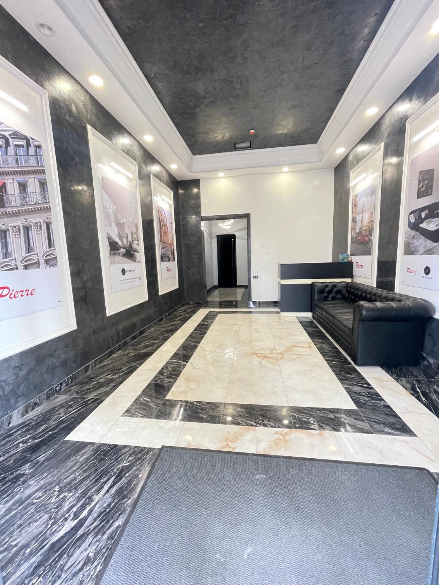 أوديسا Pierre Apartments المظهر الخارجي الصورة