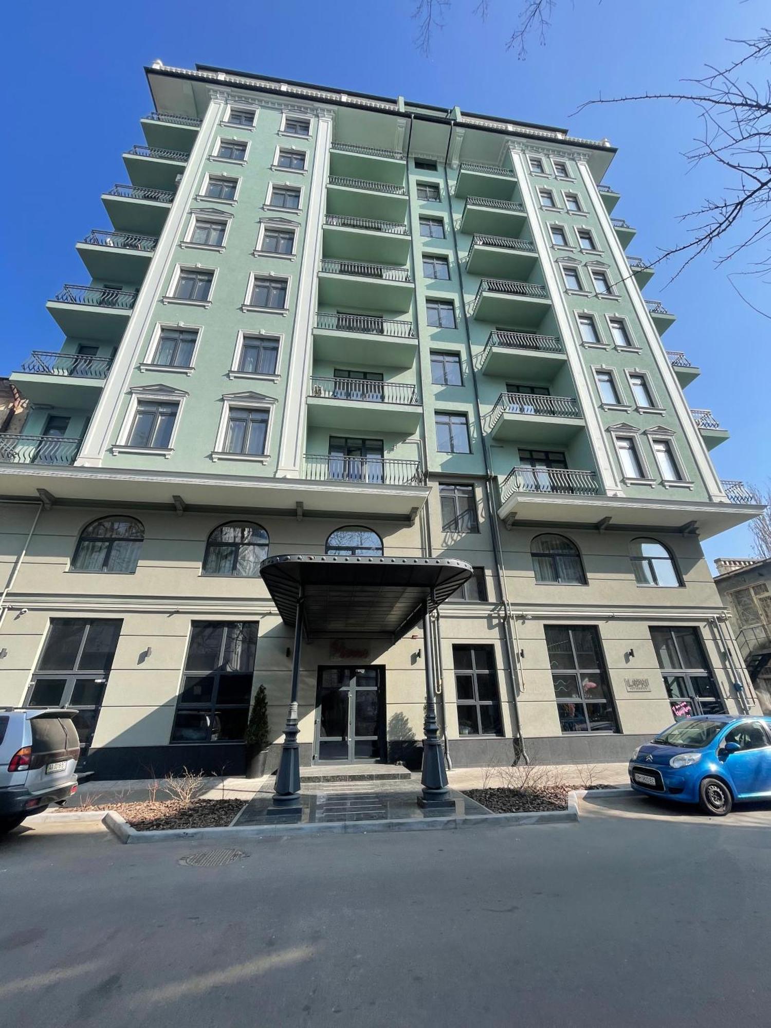 أوديسا Pierre Apartments المظهر الخارجي الصورة