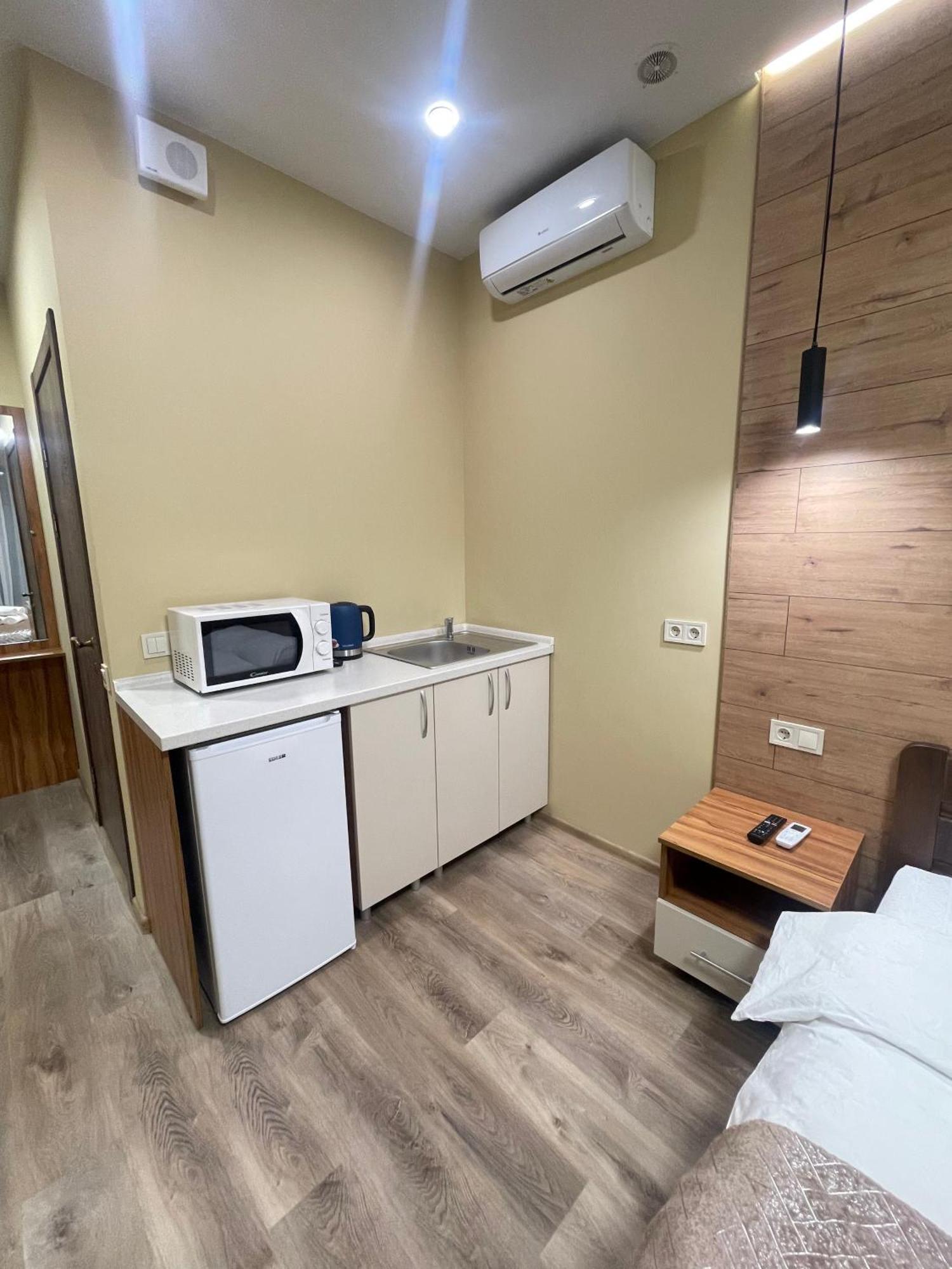 أوديسا Pierre Apartments المظهر الخارجي الصورة