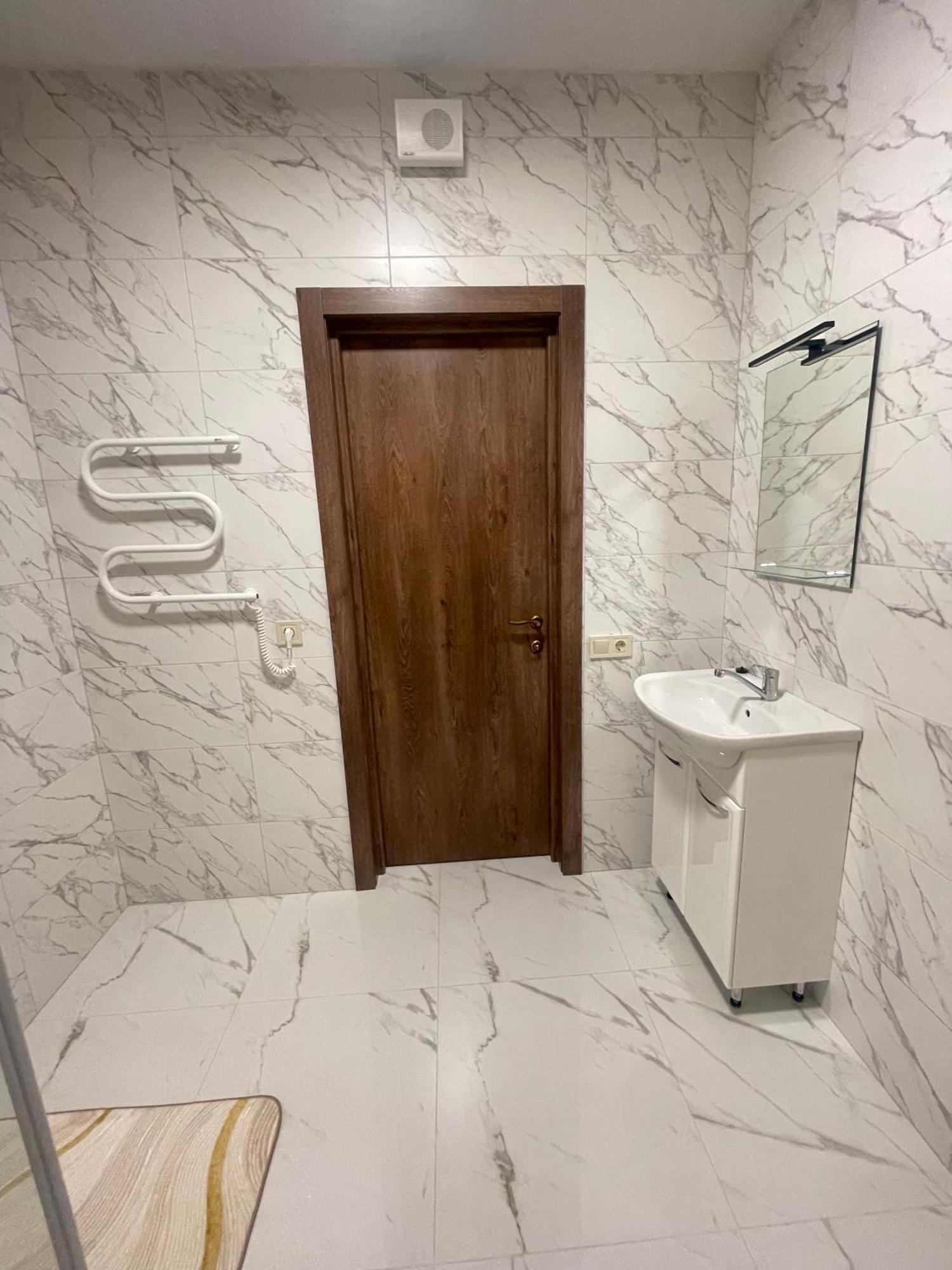 أوديسا Pierre Apartments المظهر الخارجي الصورة