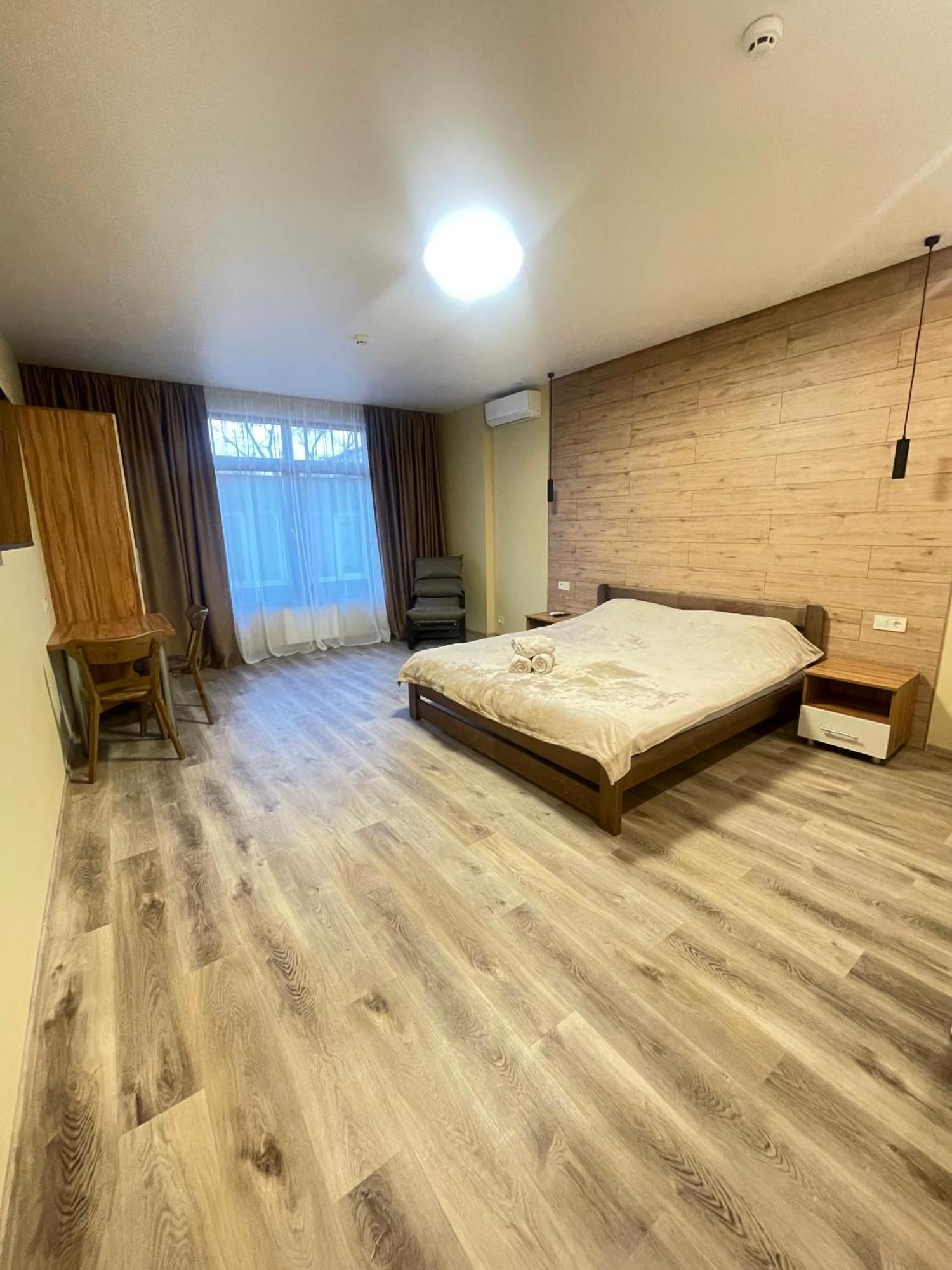 أوديسا Pierre Apartments المظهر الخارجي الصورة