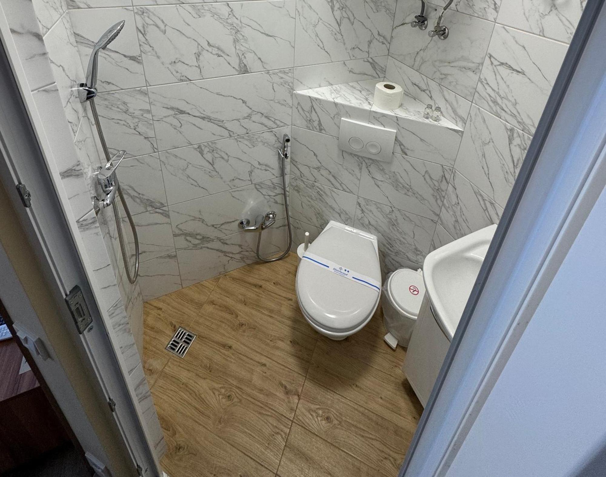 أوديسا Pierre Apartments المظهر الخارجي الصورة